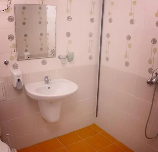 Chavdar Obzor Hotel 2*